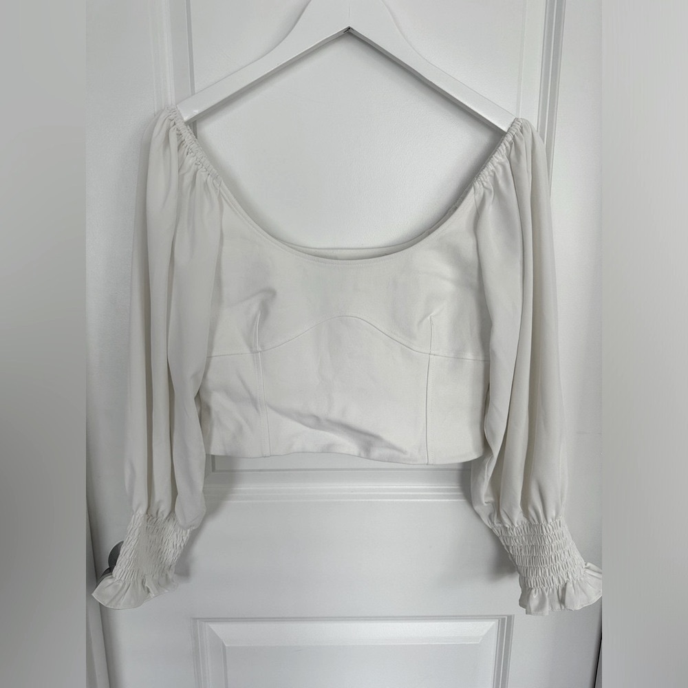 Love Bonito white long sleeve cropped top bodice M US6